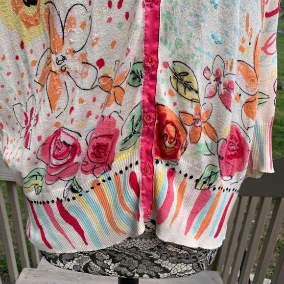 I. E. Woman Sz 1X Cream Button Up Sweater Whimsical Floral Postcard Design (C74) - Picture 6 of 15